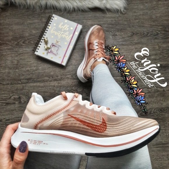 nike zoom fly sp running shoes